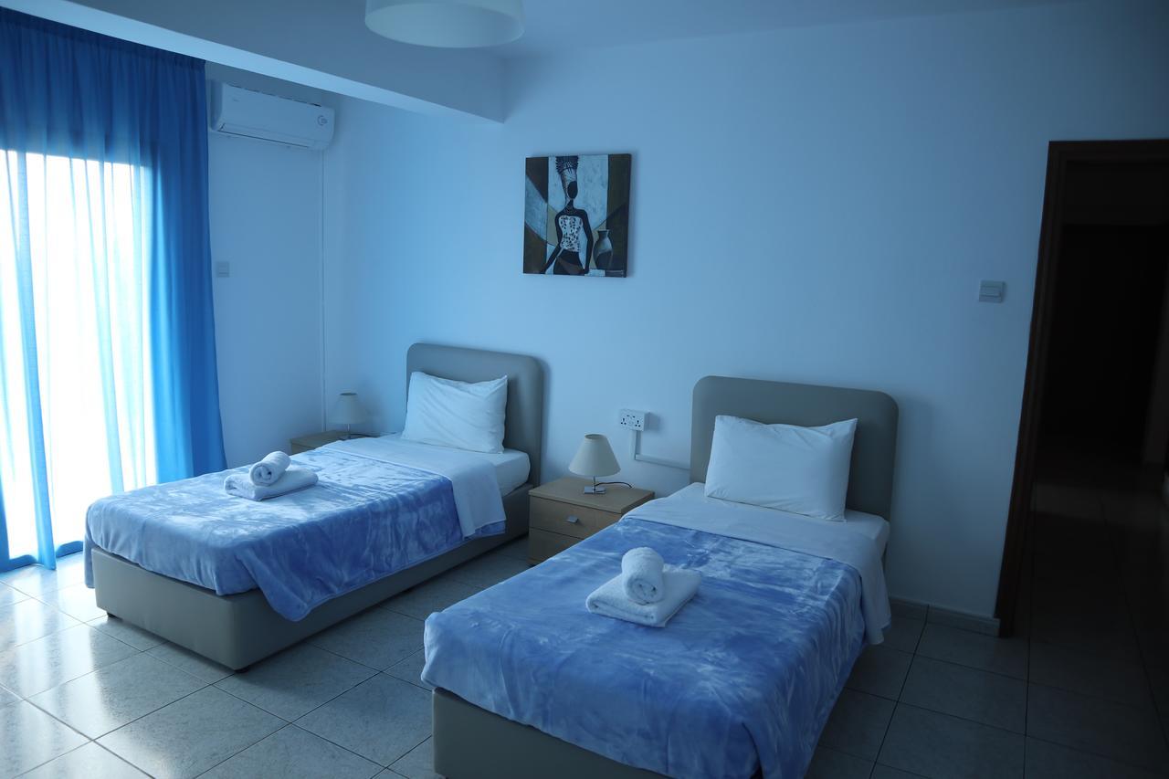 Villa Lp Пея Екстериор снимка
